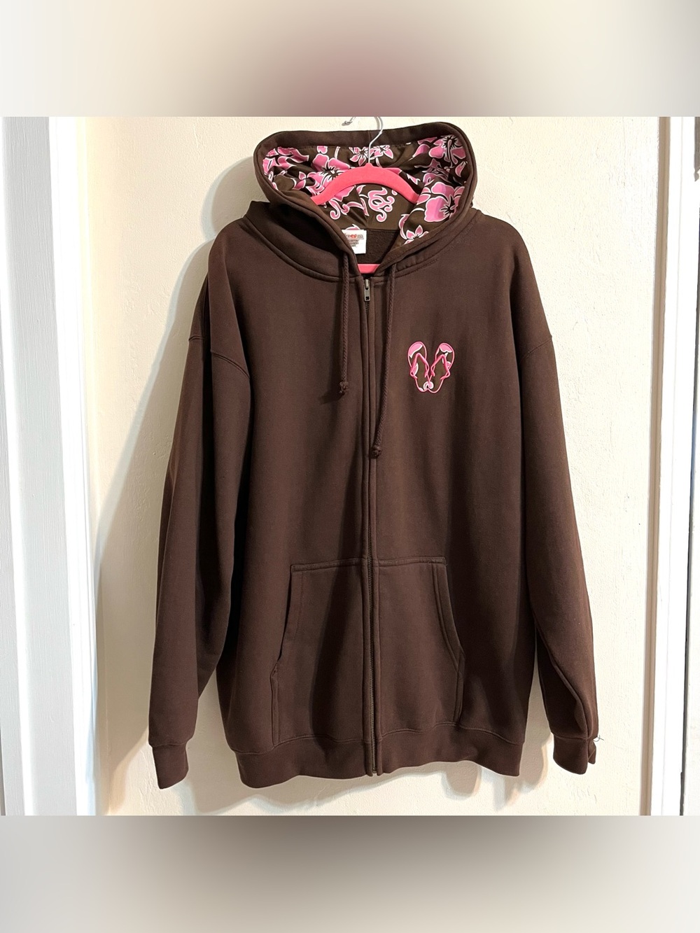 Y2K SC10 Collection Brown & Pink Zip Up Hoodie So Many Slippahs Only 2 Feet XL